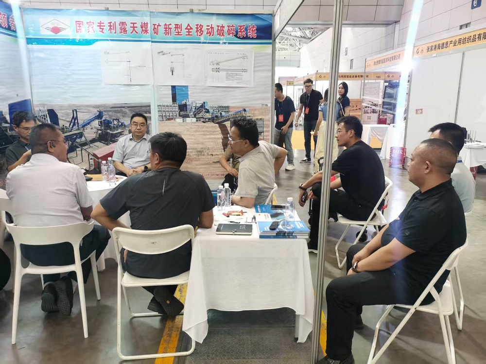 新鄉(xiāng)市威達(dá)機(jī)械有限公司第20屆新疆國(guó)際煤炭工業(yè)博覽會(huì) 參展成功！